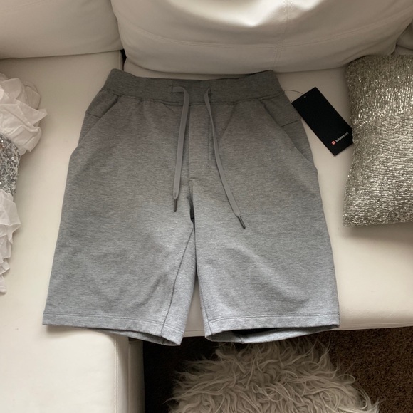 lululemon grey shorts